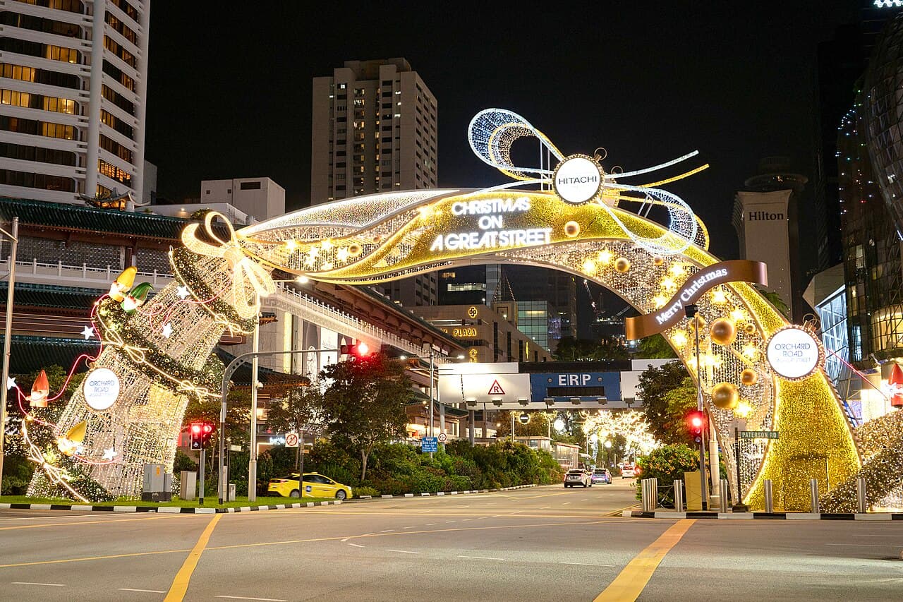 Christmas Light-Up